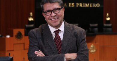 Monreal Pide Evitar Campañas Negras en el Proceso Interno