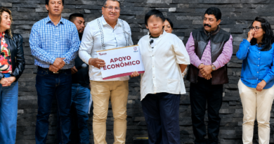 Nazario Gutiérrez Entrega Apoyos a Jóvenes Deportistas y Destaca que la Niñez Transforma a Texcoco